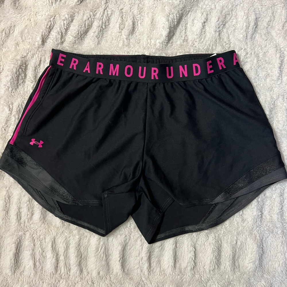 LG Women's Black and Pink Athletic Shorts